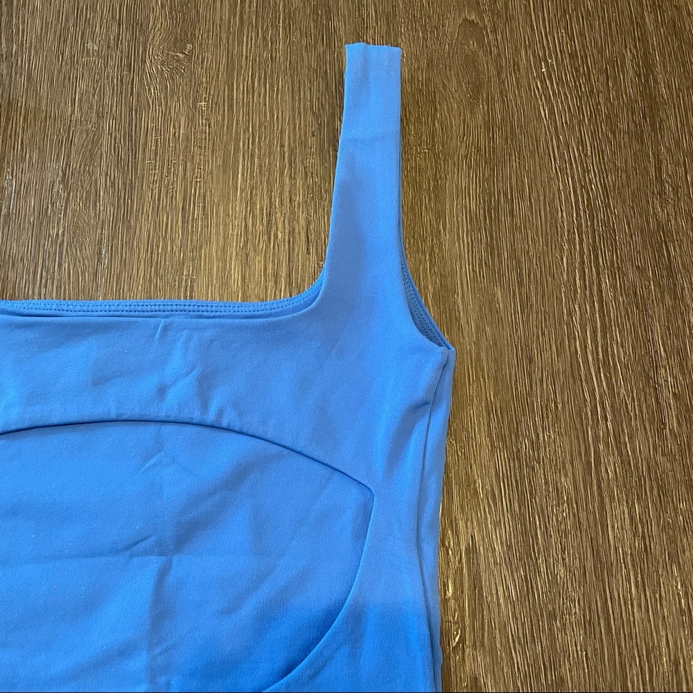 Babaton | CUT OUT Contour Bodysuit - Mazarine Blue - Picture 5 of 6